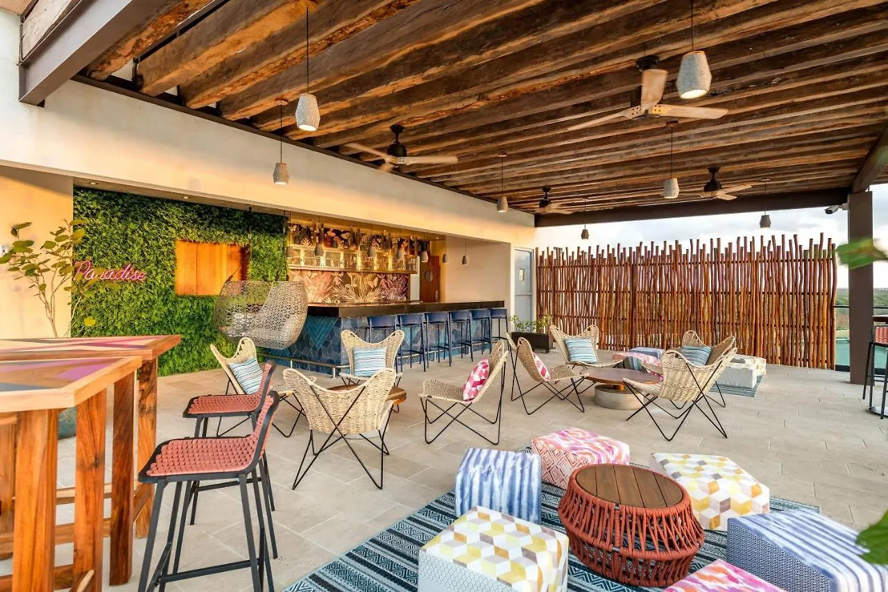 Отель Aloft Тулум 4*,